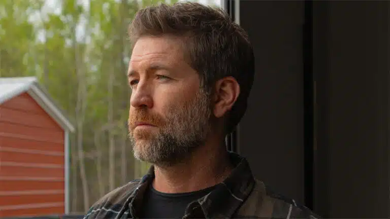 Josh Turner drops ‘Heatin’ Things Up’