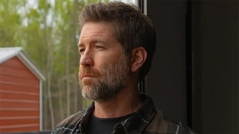 Josh Turner drops ‘Heatin’ Things Up’
