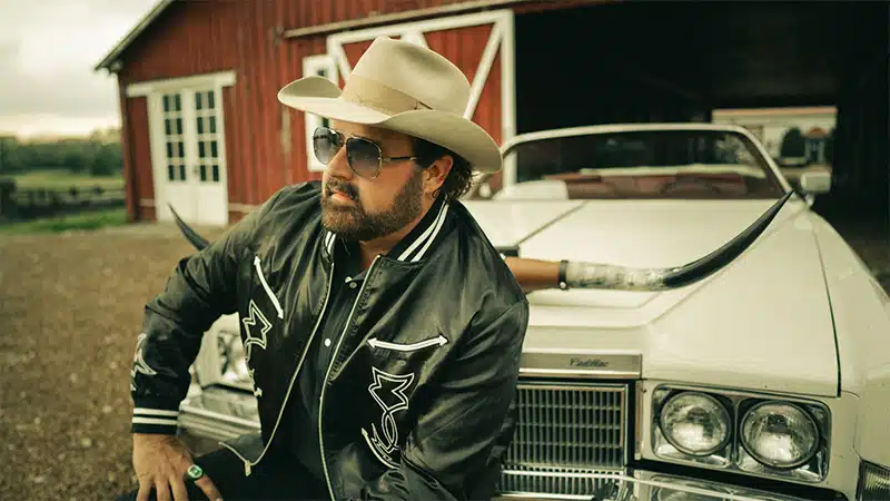 Randy Houser brings ‘Country Back’
