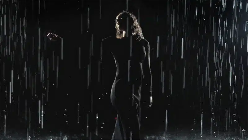 Chloe Stroll releases ‘Water Over Sand’