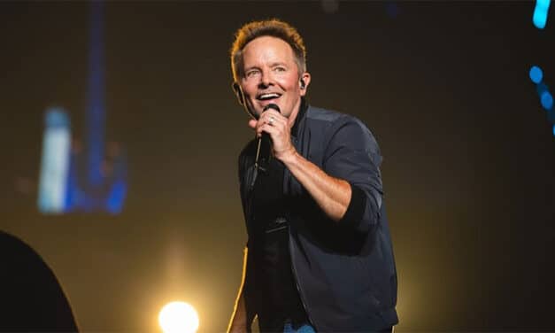Chris Tomlin adds Holy Forever World Tour Canadian leg