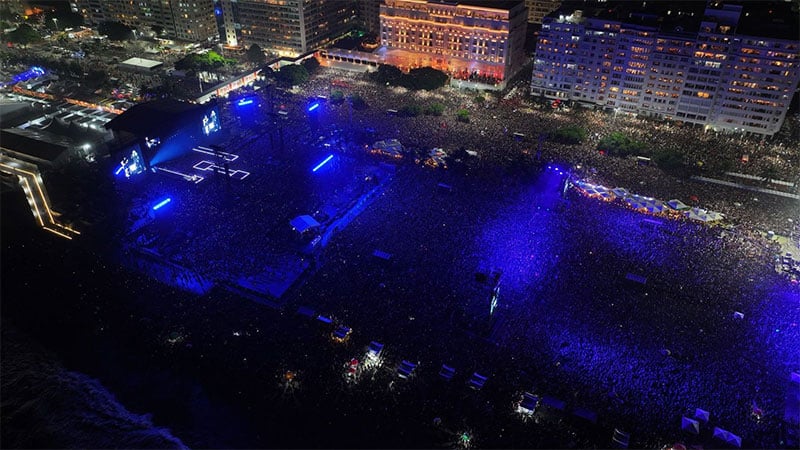 Madonna performs to over 1.6 million fans in Rio de Janeiro