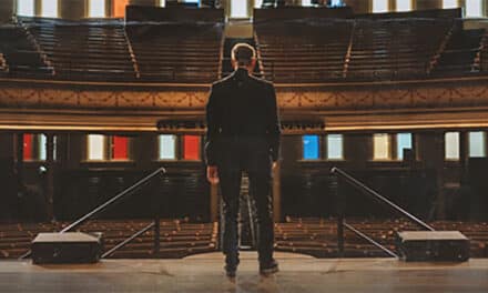 Randy Travis announces Ryman Auditorium concert