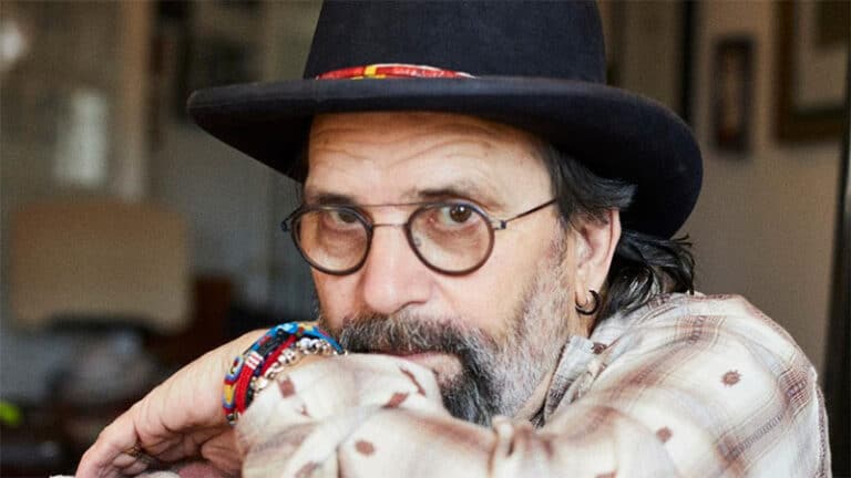 Steve Earle releases ‘Copperhead Road’ acoustic live version