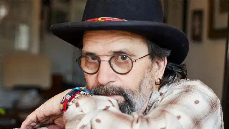 Steve Earle releases ‘Copperhead Road’ acoustic live version