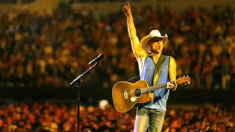 Kenny Chesney rocks SoFi Stadium