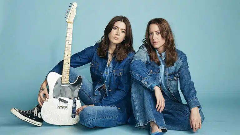 Larkin Poe share ‘Bluephoria’