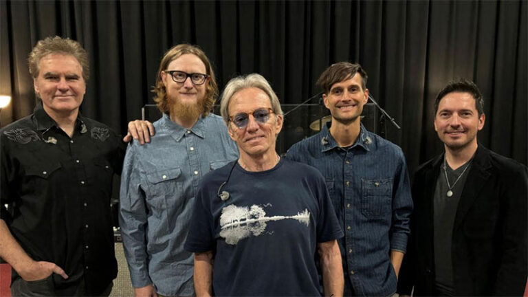 America celebrates 50+ years with tour, live album