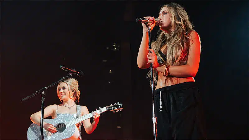 Tate McRae brings out Megan Moroney for ‘Tennessee Orange’ performance in Nashville Tate McRae brings out Megan Moroney for ‘Tennessee Orange’ performance in Nashville