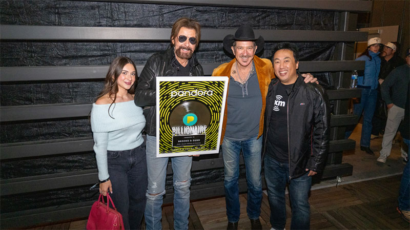 Brooks & Dunn prepare to ‘Reboot’ with Whiskey Jam takeover, Pandora Billionaire Plaque, surprise Lainey Wilson performance