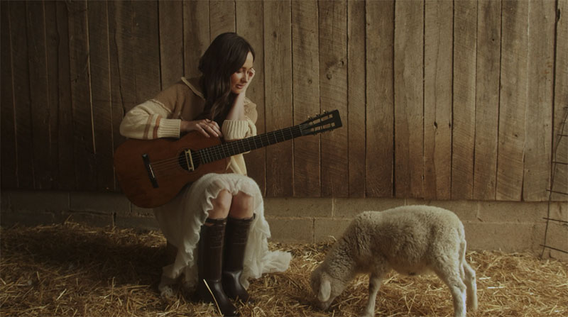 Kacey Musgraves shares ‘Deeper Well’ mini-documentary
