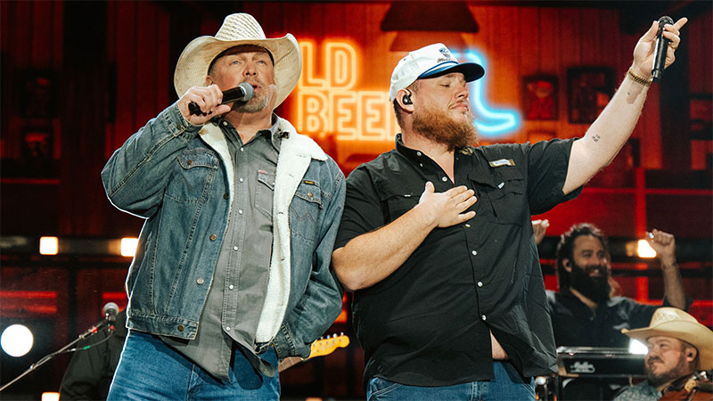 Luke Combs, Garth Brooks close out sold-out Stagecoach 2025