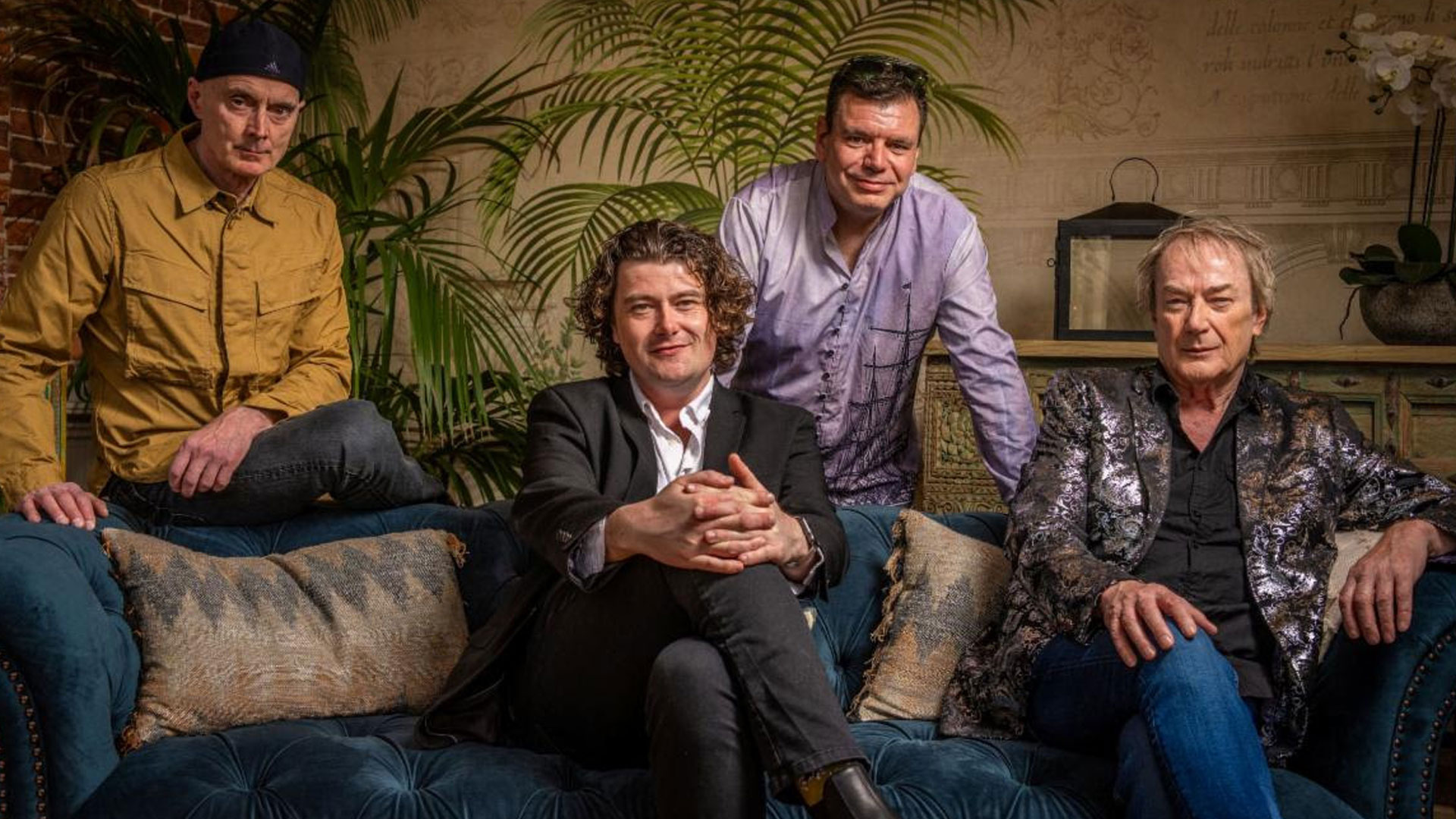 Asia signs to Frontiers Music Srl