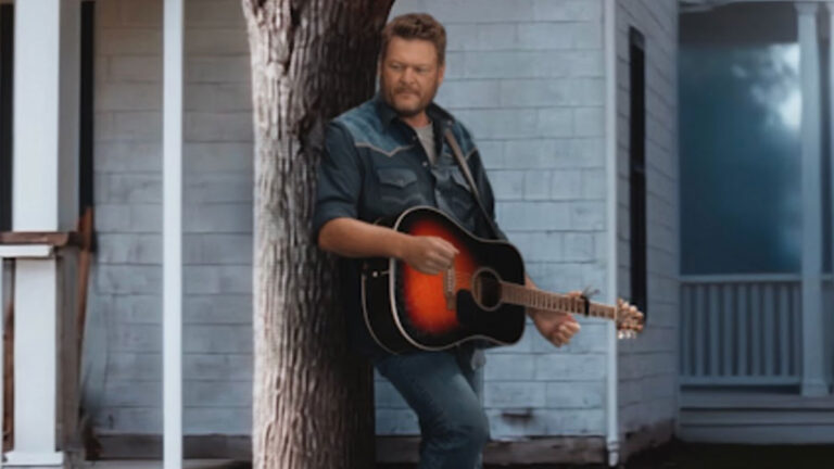 Blake Shelton premieres ‘Stay Country or Die Tryin’ video