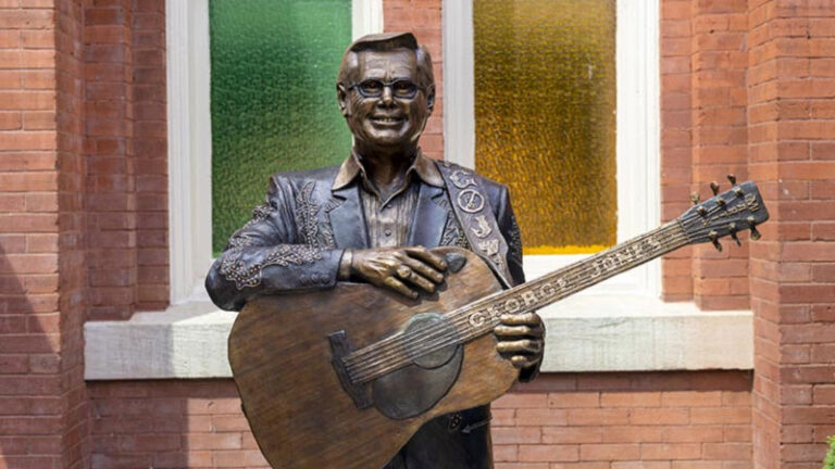 George Jones honored with life-size statue at the Ryman Auditorium