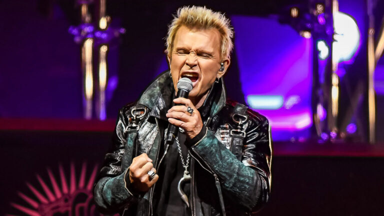 Billy Idol is ‘Still Dancing’ on tour this summer
