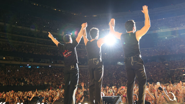Jonas Brothers kick off 20th anniversary tour with all-star ‘Greetings’