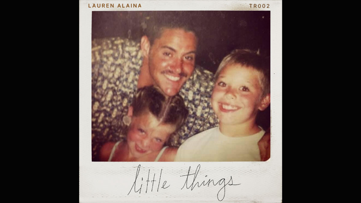 Lauren Alaina delivers reflective ‘Little Things’