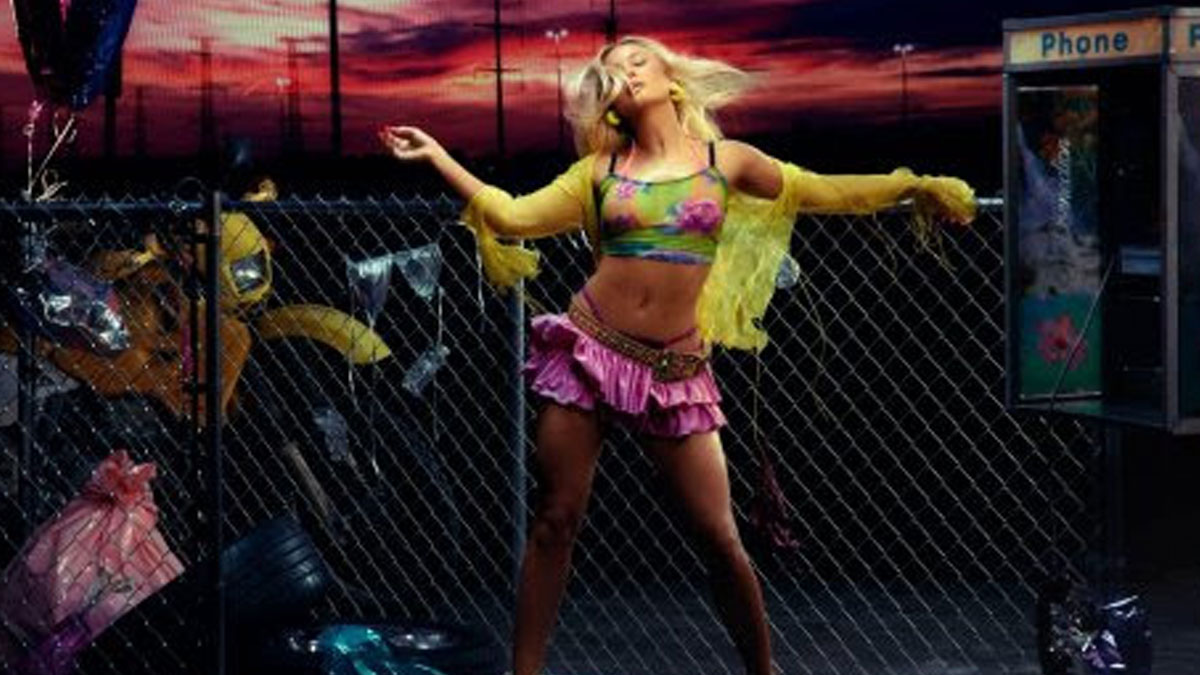 Zara Larsson releases ‘Crush’