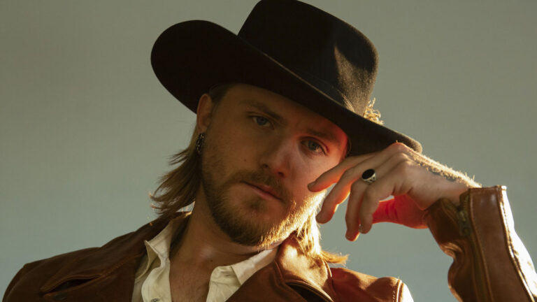 Jackson Dean shares ‘Make a Liar’