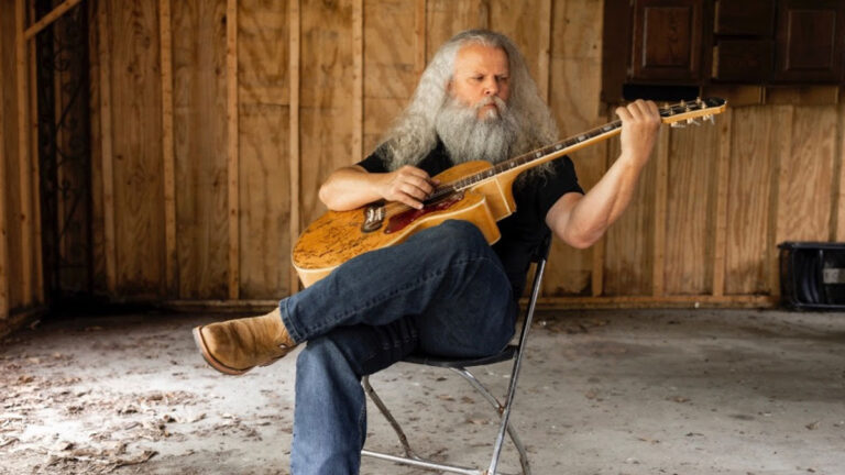 Jamey Johnson announces first symphonic shows