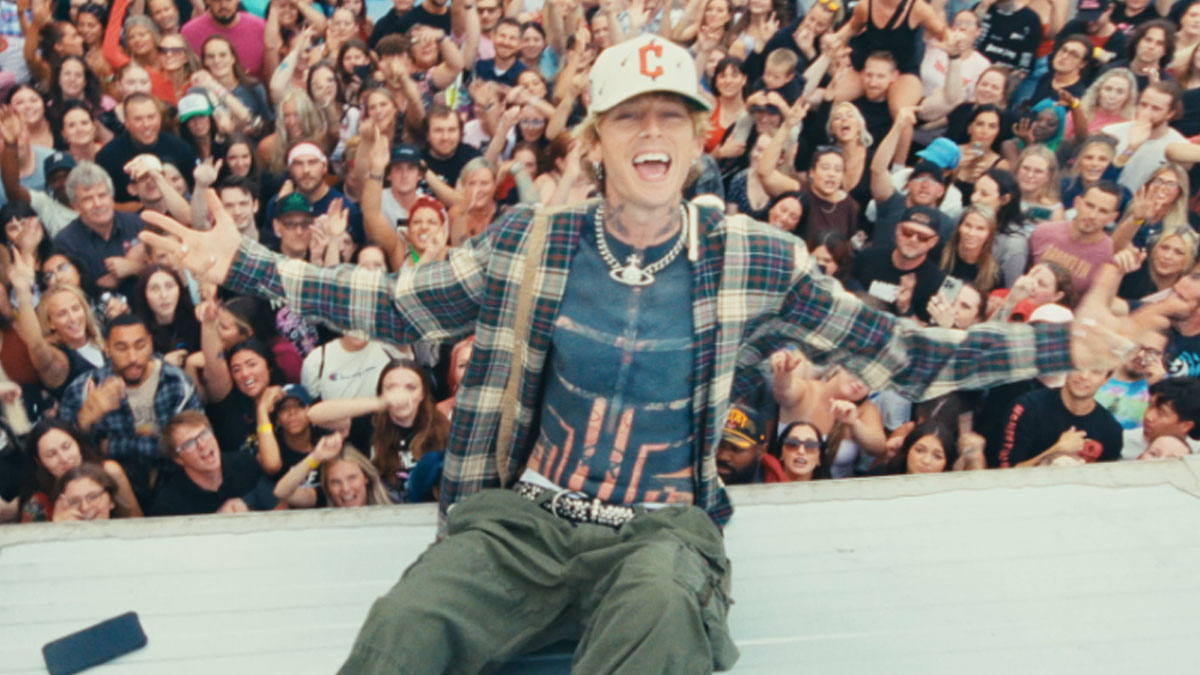 Machine Gun Kelly unleashes ‘Tell Me What’s Up’ video