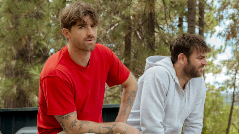 The Chainsmokers reveal ‘Smooth’