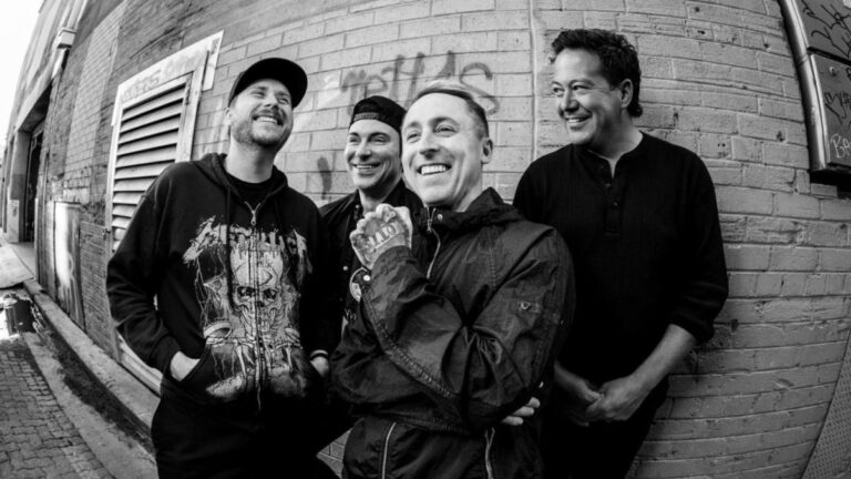 Yellowcard celebrates first No 1