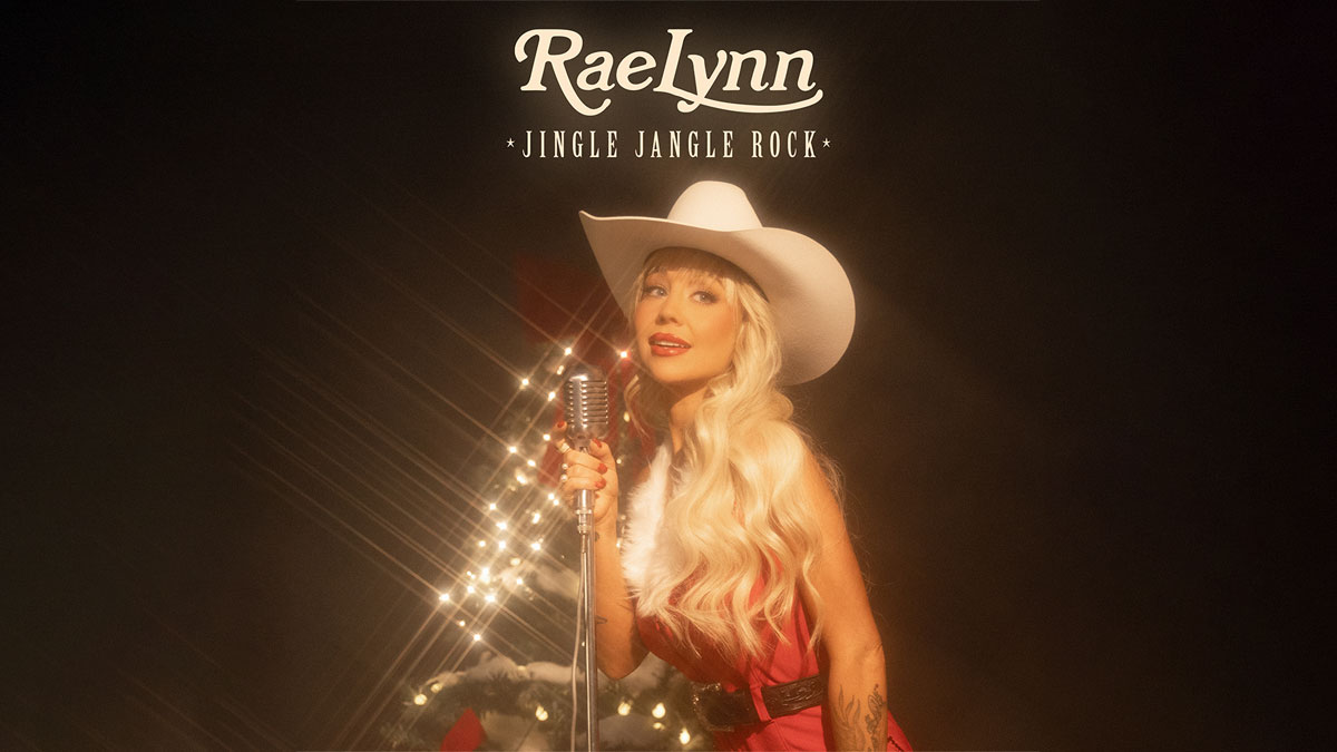 Raelynn turns up the twang with Christmas EP Raelynn turns up the twang with Christmas EP