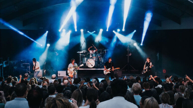 The Runarounds announce 2026 North American tour dates