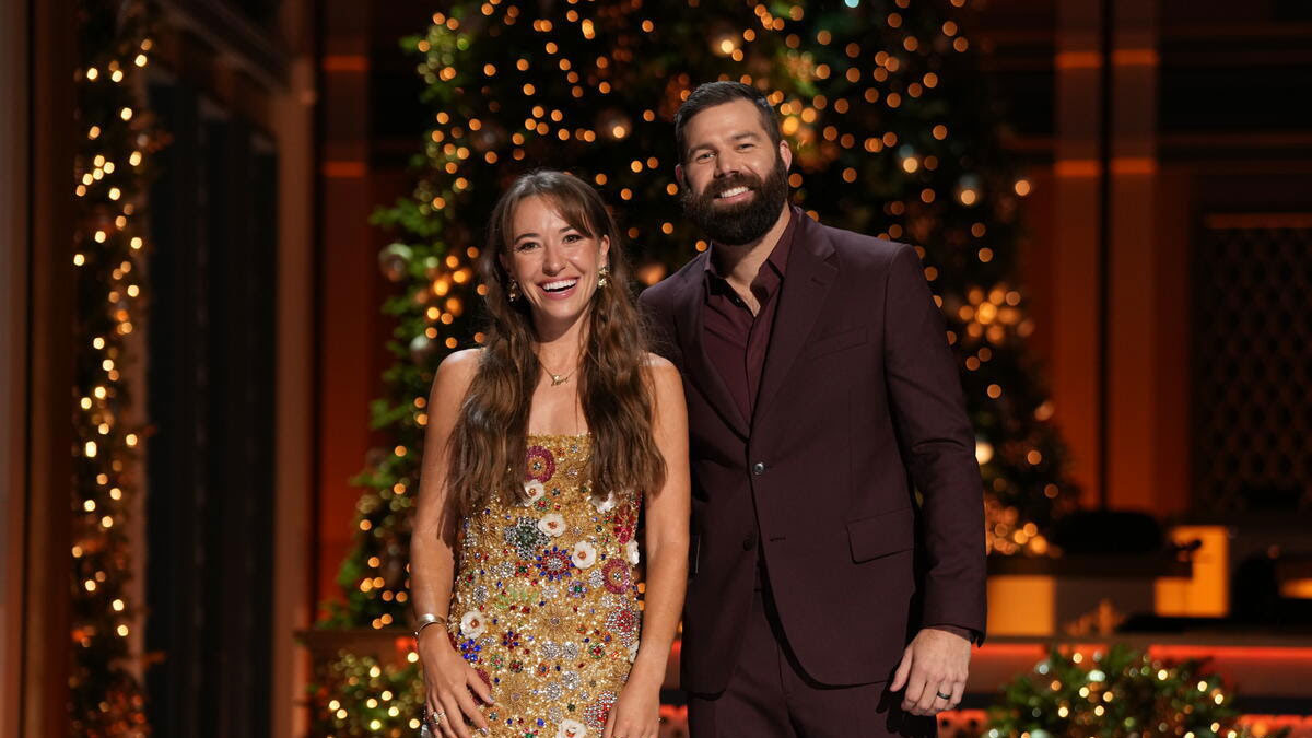 Lauren Daigle, Jordan Davis to host 2025 CMA Country Christmas Lauren Daigle, Jordan Davis to host 2025 CMA Country Christmas
