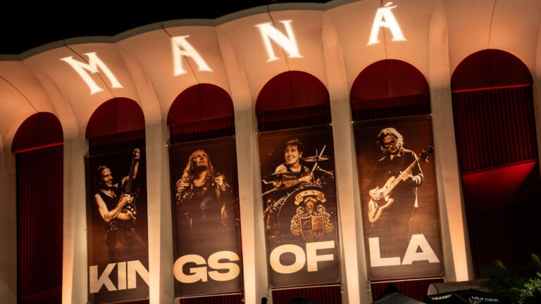 Maná makes history in Los Angeles