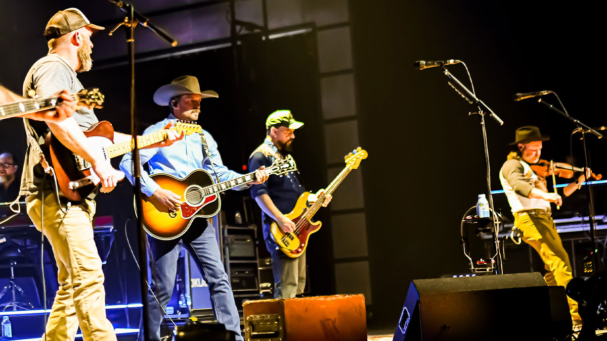 Turnpike Troubadours expand Wild America Tour into 2026