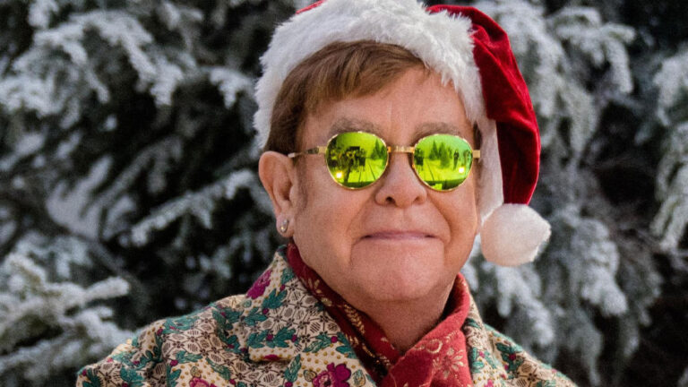 Elton John’s ‘Step Into Christmas’ certified platinum Elton John’s ‘Step Into Christmas’ certified platinum