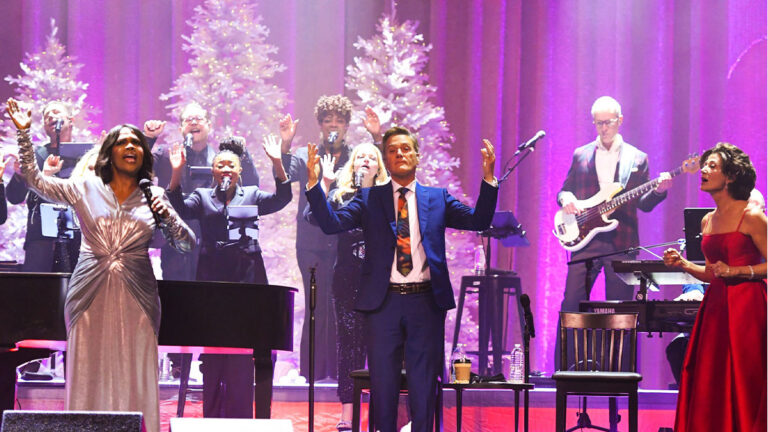 Amy Grant, CeCe Winans, Michael W Smith Christmas tour is joyful reminder of why the holidays matter Amy Grant, CeCe Winans, Michael W Smith Christmas tour is joyful reminder of why the holidays matter